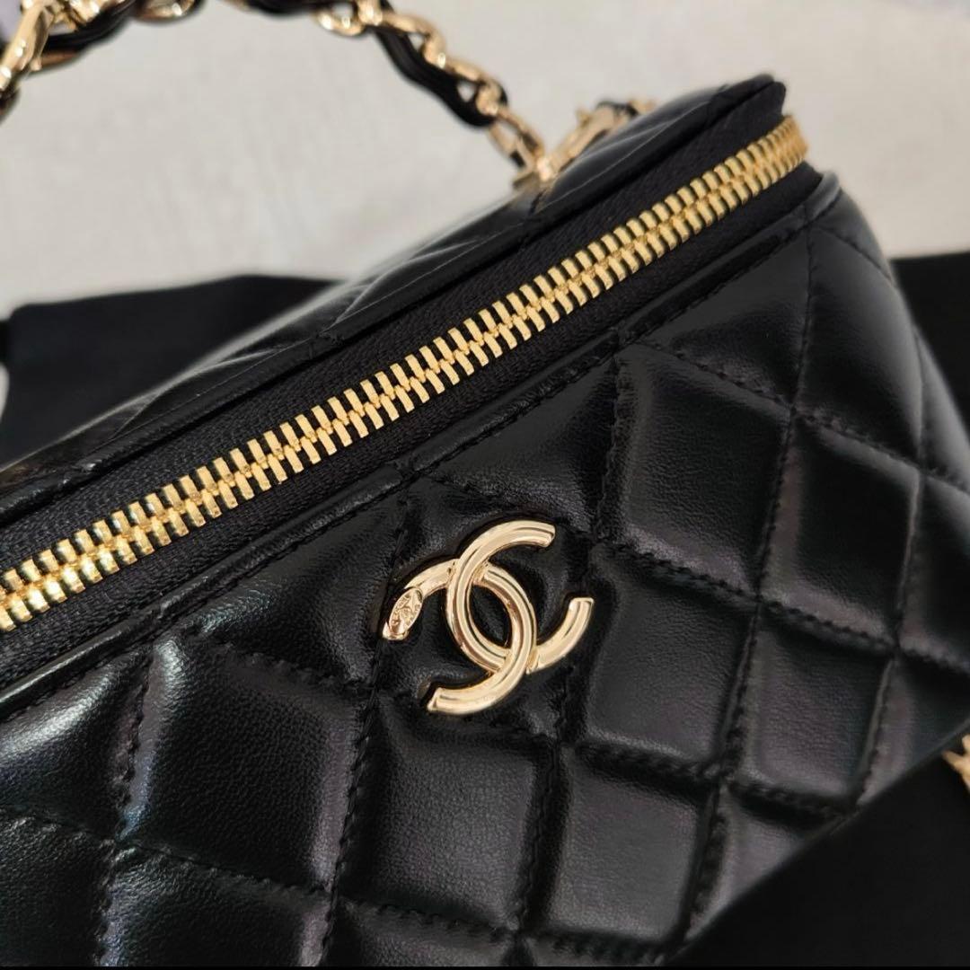 [18日までお値下げ]CHAN**ノベルティ バニティ型 ミニショルダー