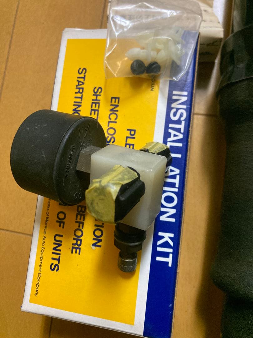 R*R様 モンロー　マックスエアー　エアショック　エアゲージ　USEDセット