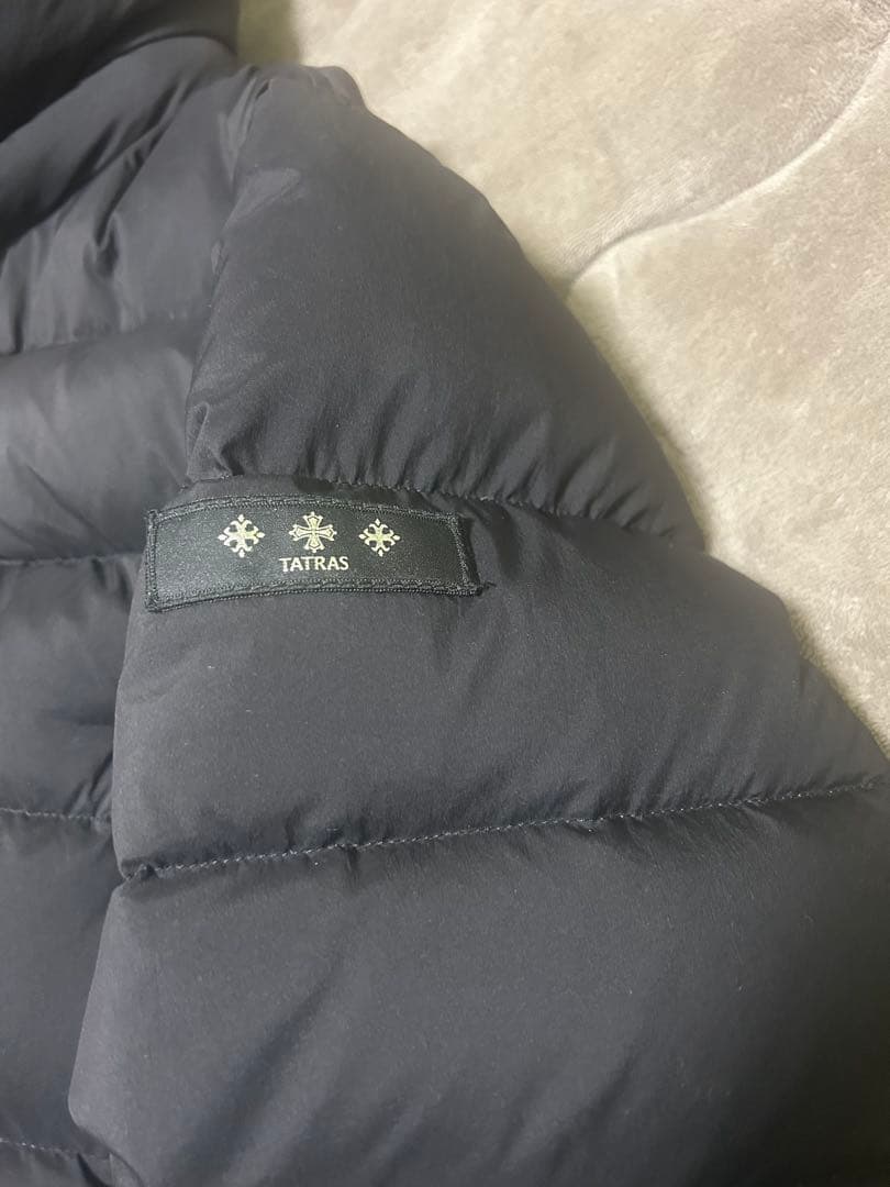 tanatomo33 定価14.9万　美品TATRAS タトラス