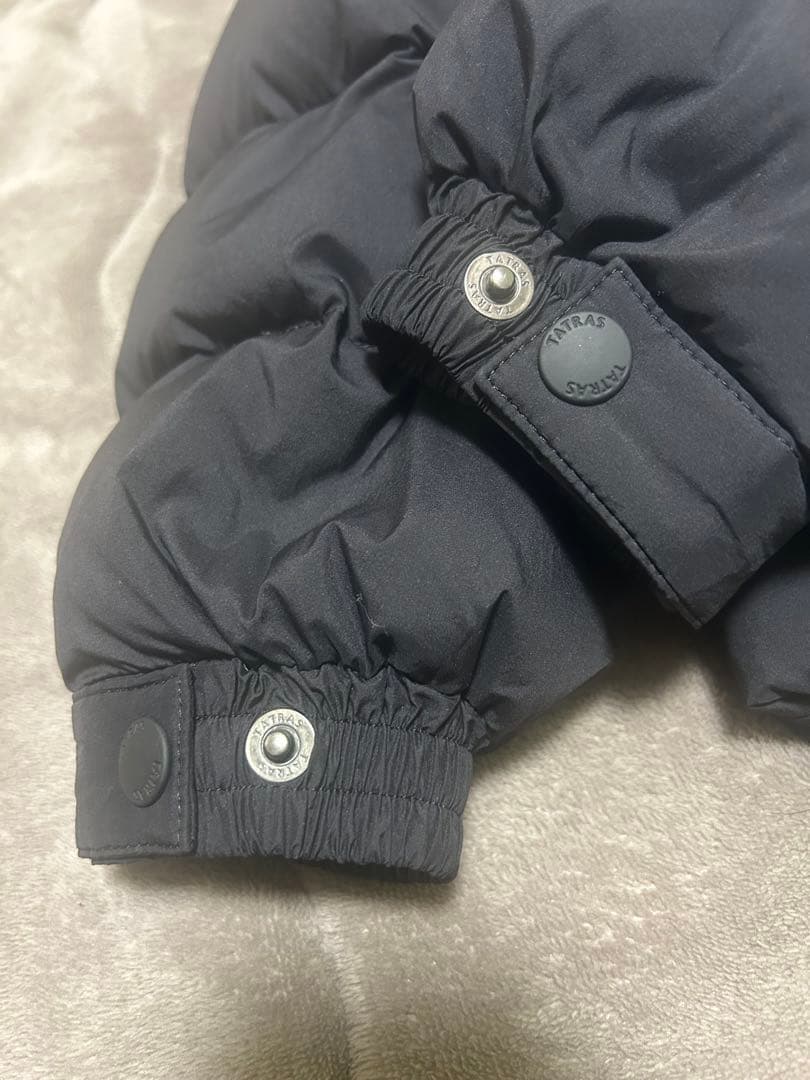 tanatomo33 定価14.9万　美品TATRAS タトラス