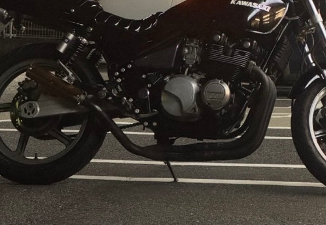 ゼファー用フルエキマフラー