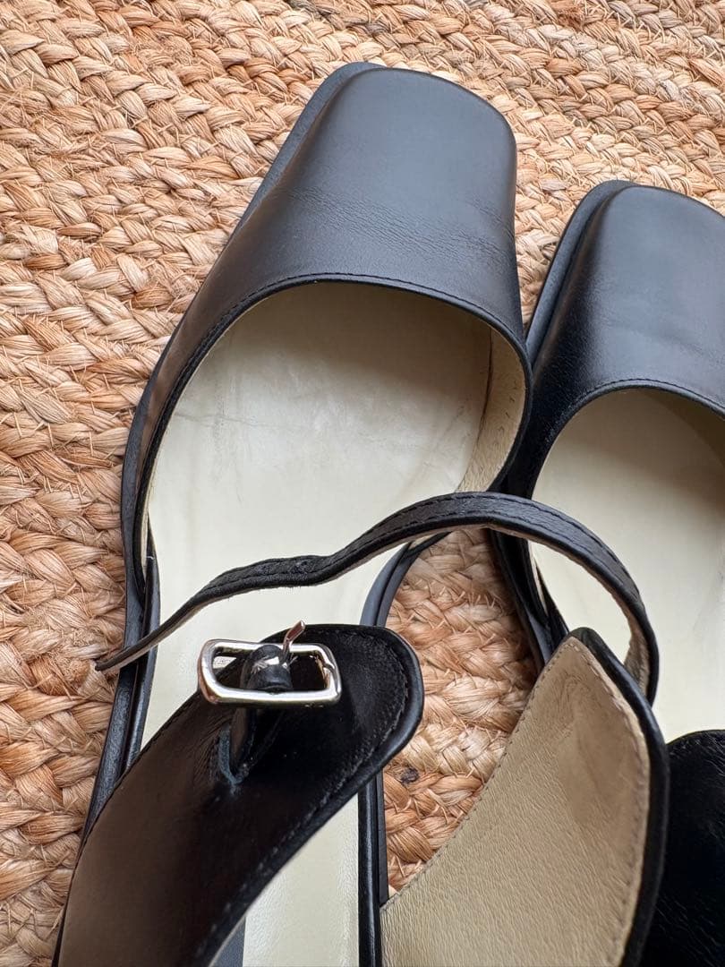 UNTISHOLD アンチショルド　Alice 37