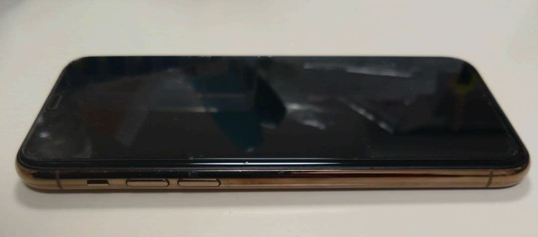 iPhone 11 Pro本体 256GB ゴールド 最大バッテリ容量92%