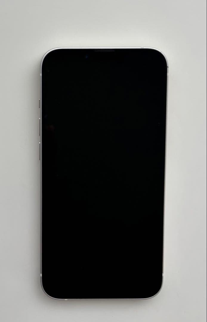 iPhone 13 256GB スターライト