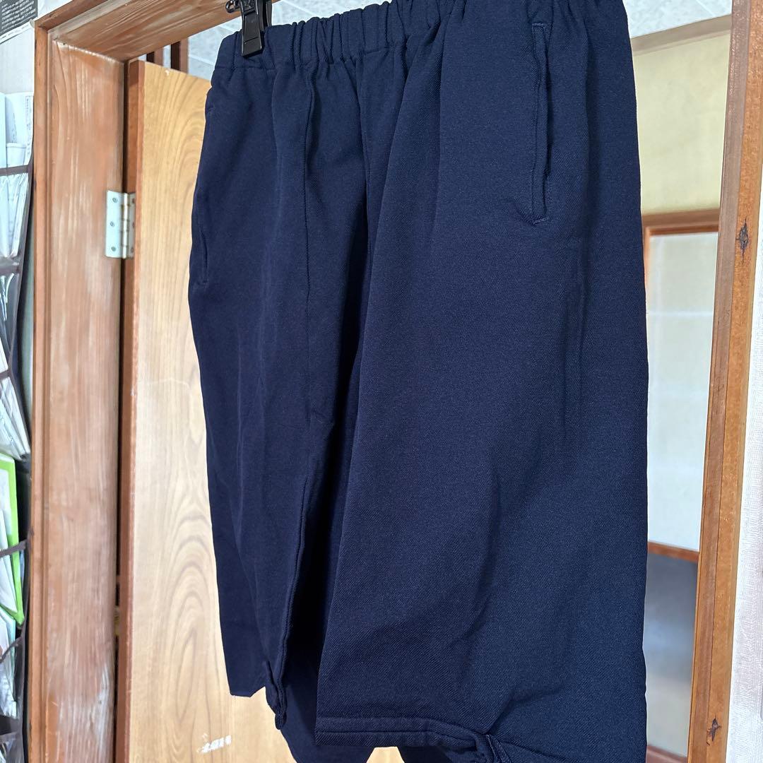 ◉値下げです。COMME des GARÇONS ネイビーショートパンツ