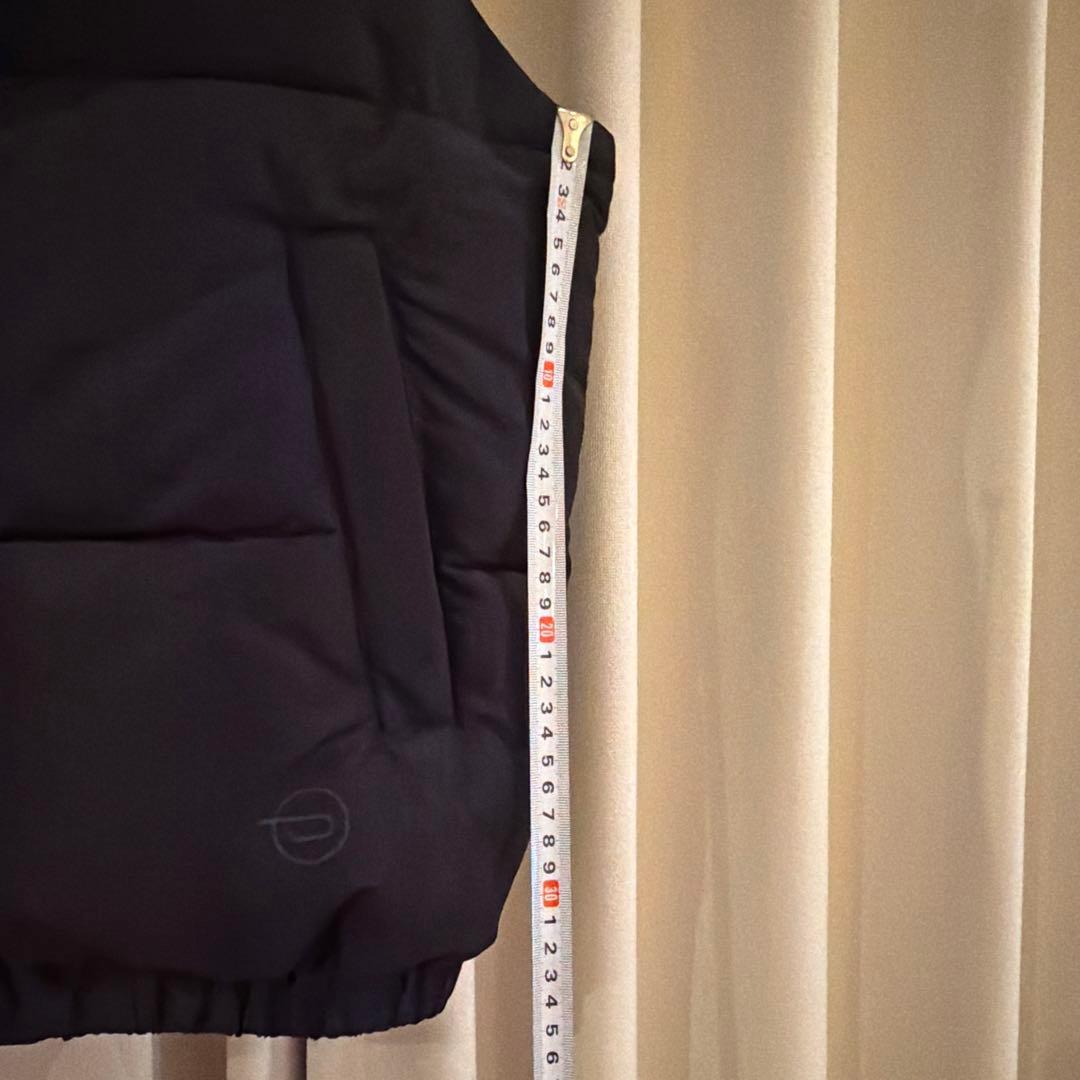 ZARA ブラック ダウンベスト フード付き