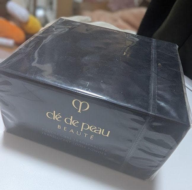 クレ・ド・ポー ボーテ プードルトランスパラントｎ Ｍ カラー1 【新品】