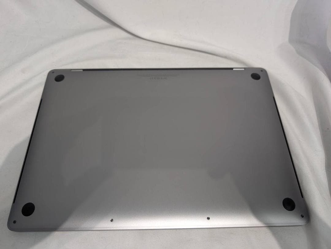 MacBook Pro SSD1TB メモリ16GB