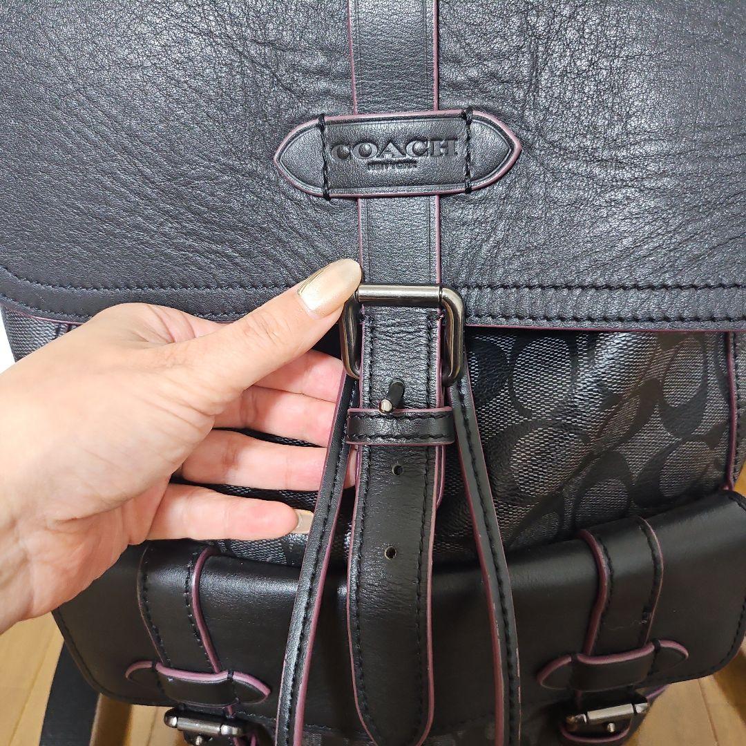 COACH 黒シグネチャー レザーバックパック