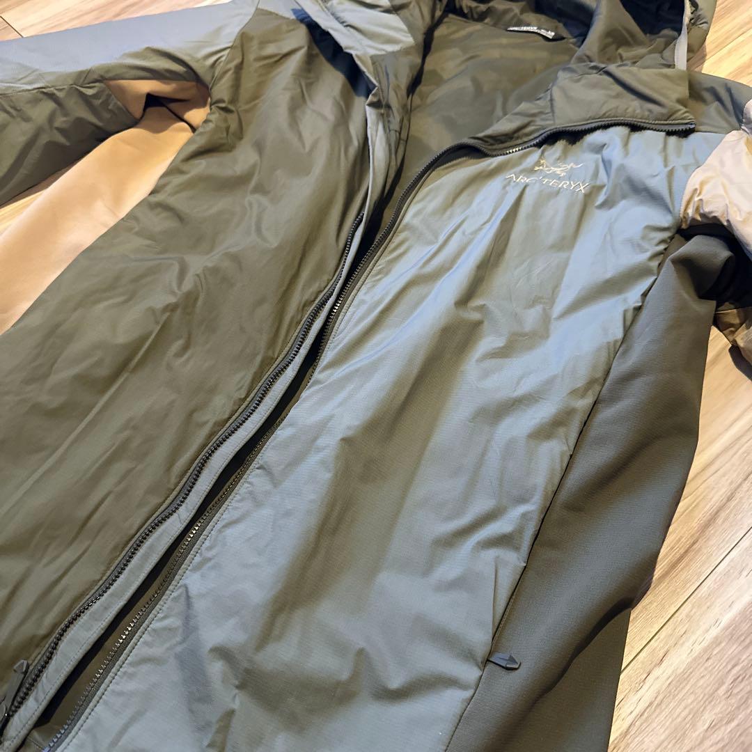 ARC'TERYX ナイロンジャケット L/G