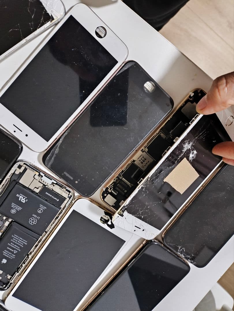 部品取り用 iPhone まとめ売り