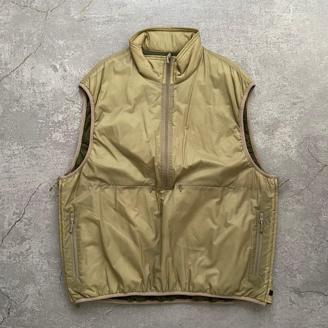 ジャケット・アウター TECH REVERSIBLE PULLOVER PUFF VEST