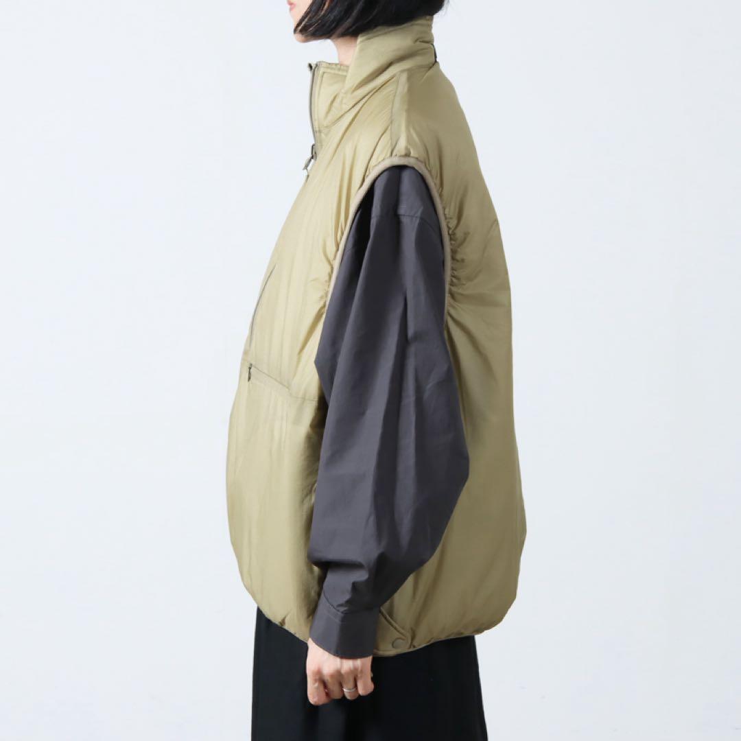 ジャケット・アウター TECH REVERSIBLE PULLOVER PUFF VEST
