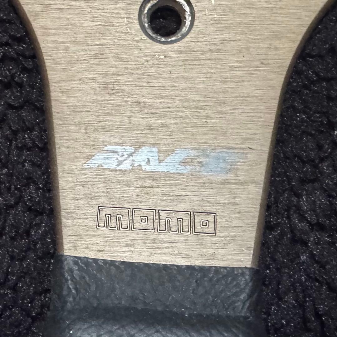 MOMO RACE ステアリング 32π