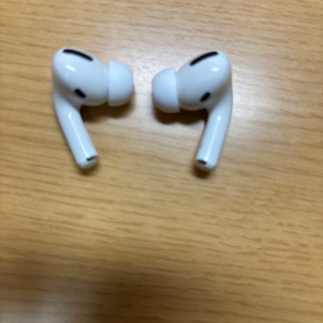 AirPods Pro 本体 充電ケース付属