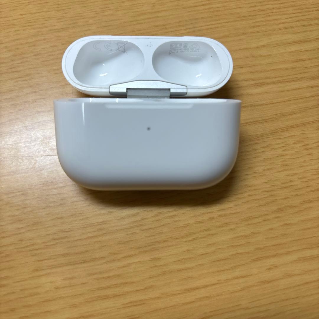 AirPods Pro 本体 充電ケース付属
