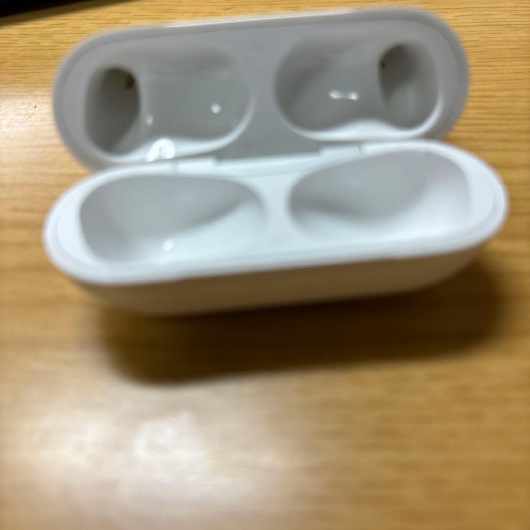 AirPods Pro 本体 充電ケース付属