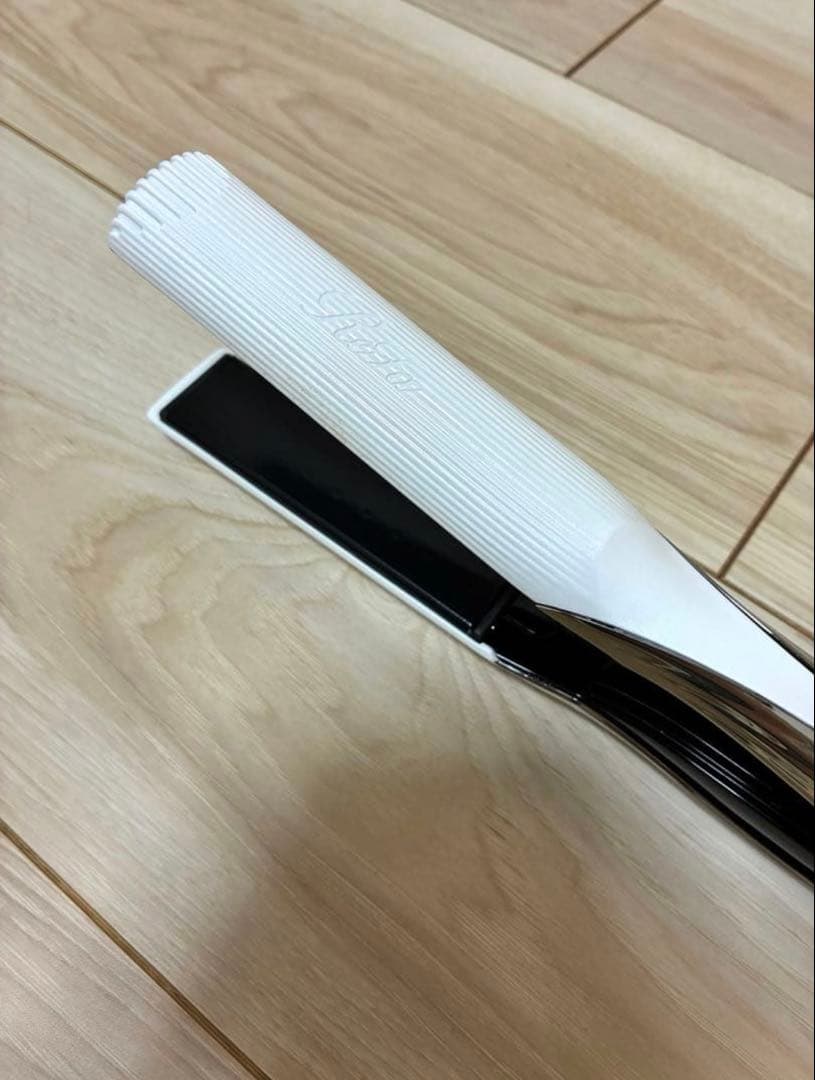 ★美品★ReFa ビューティックストレートヘアアイロン