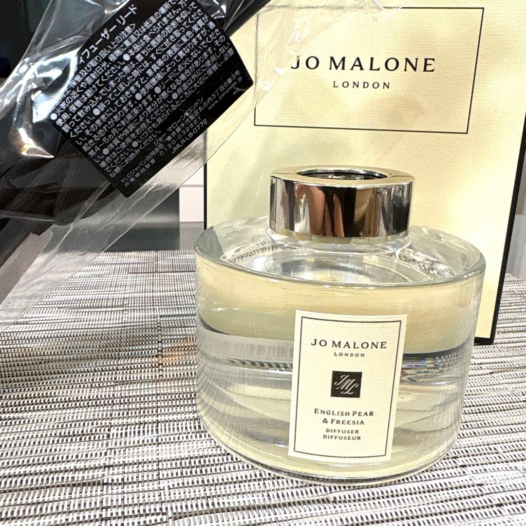 Jo Malone London イングリッシュ ペアー & フリージア セン…