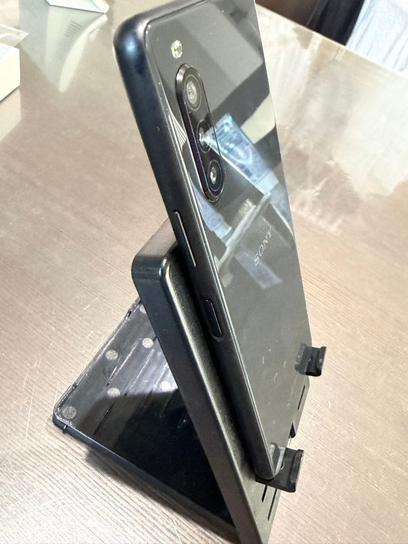 Sony Xperia 10 II 本体