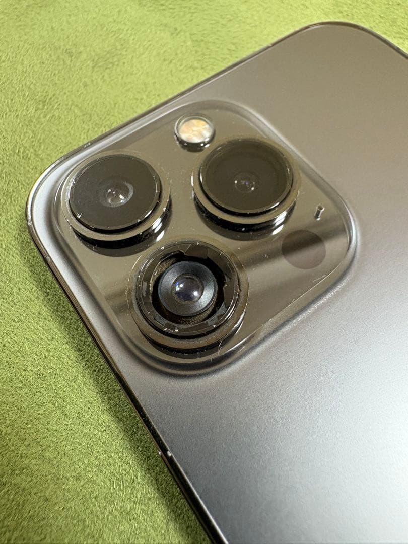 Apple iPhone 13 Pro グラファイト 128gb レンズ割れ