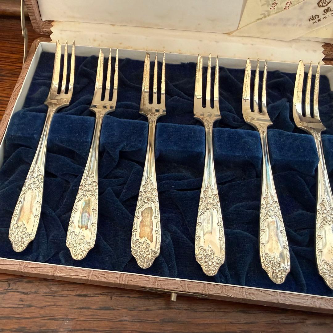 純銀シルバー製フォークセット　可愛い小花パターン