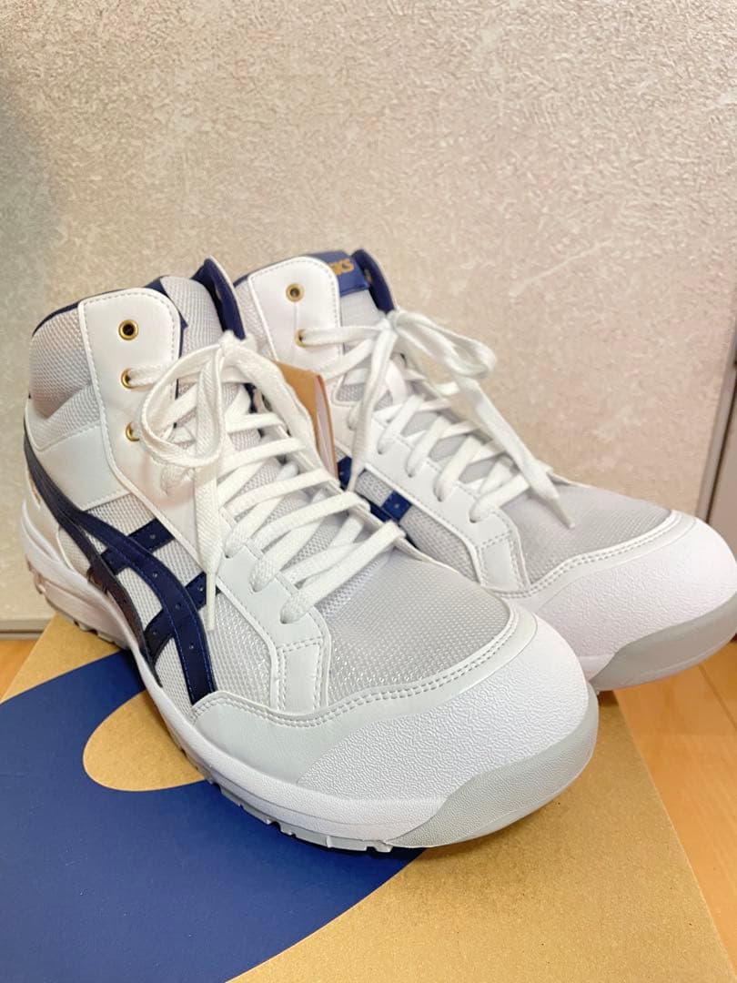 アシックス　WINJOB CP218 安全靴 ホワイト/ピーコート 27.5cm