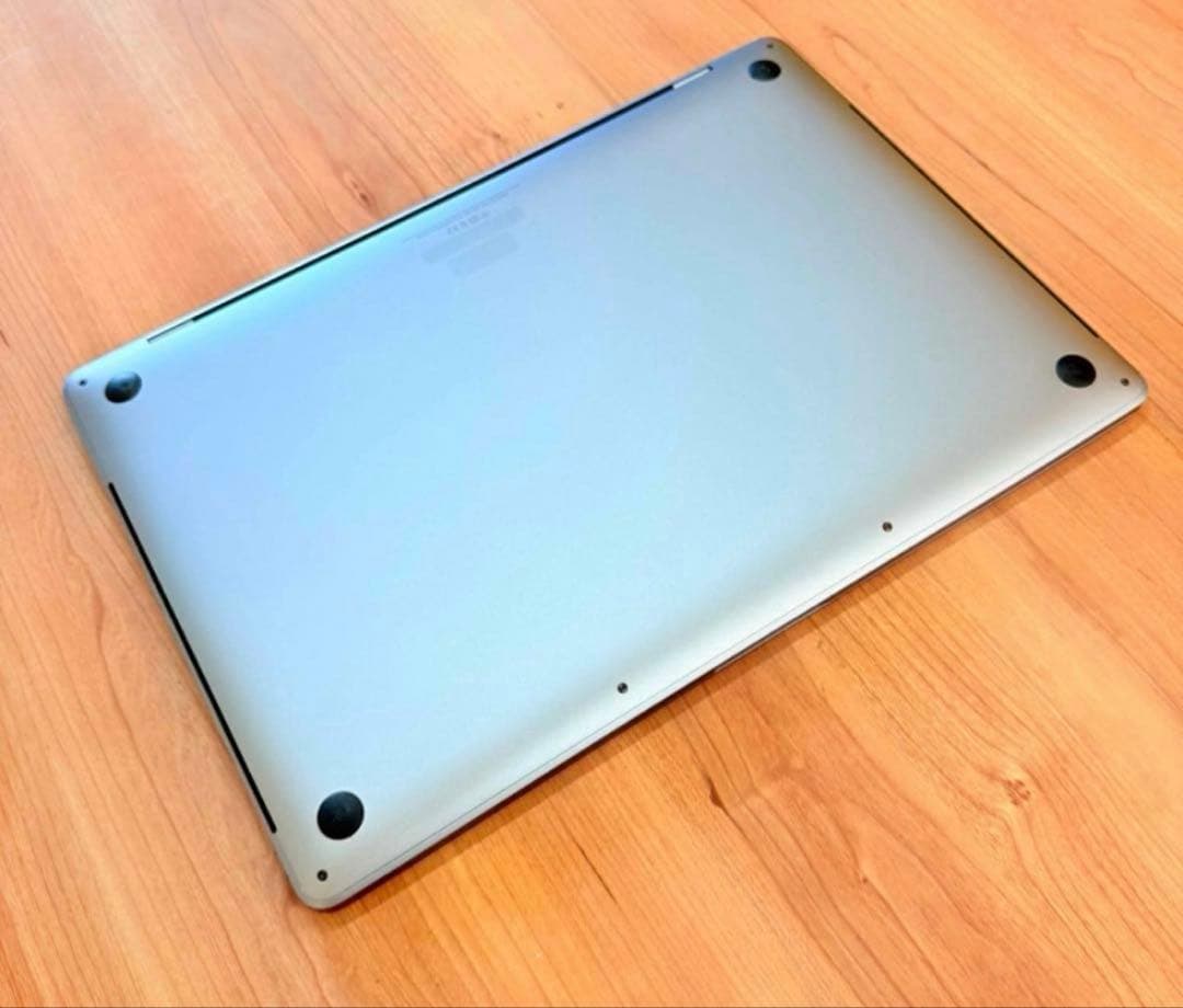 MacBook pro 16インチ 2019 i9 32GB 1TB