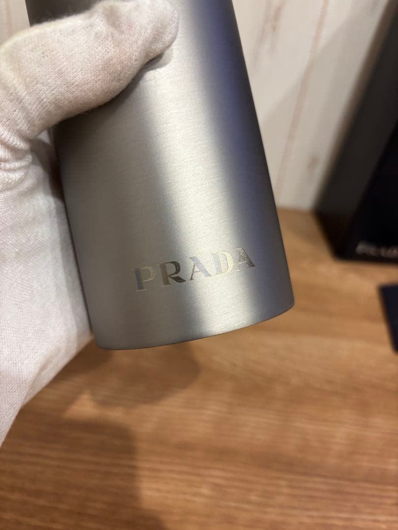 【新品未使用品】PRADA プラダ ステンレス 水筒 500ml シルバー