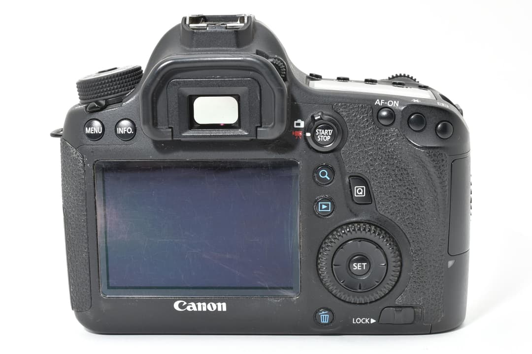 美品 Canon EOS 6D 単焦点レンズキット キャノン #9623