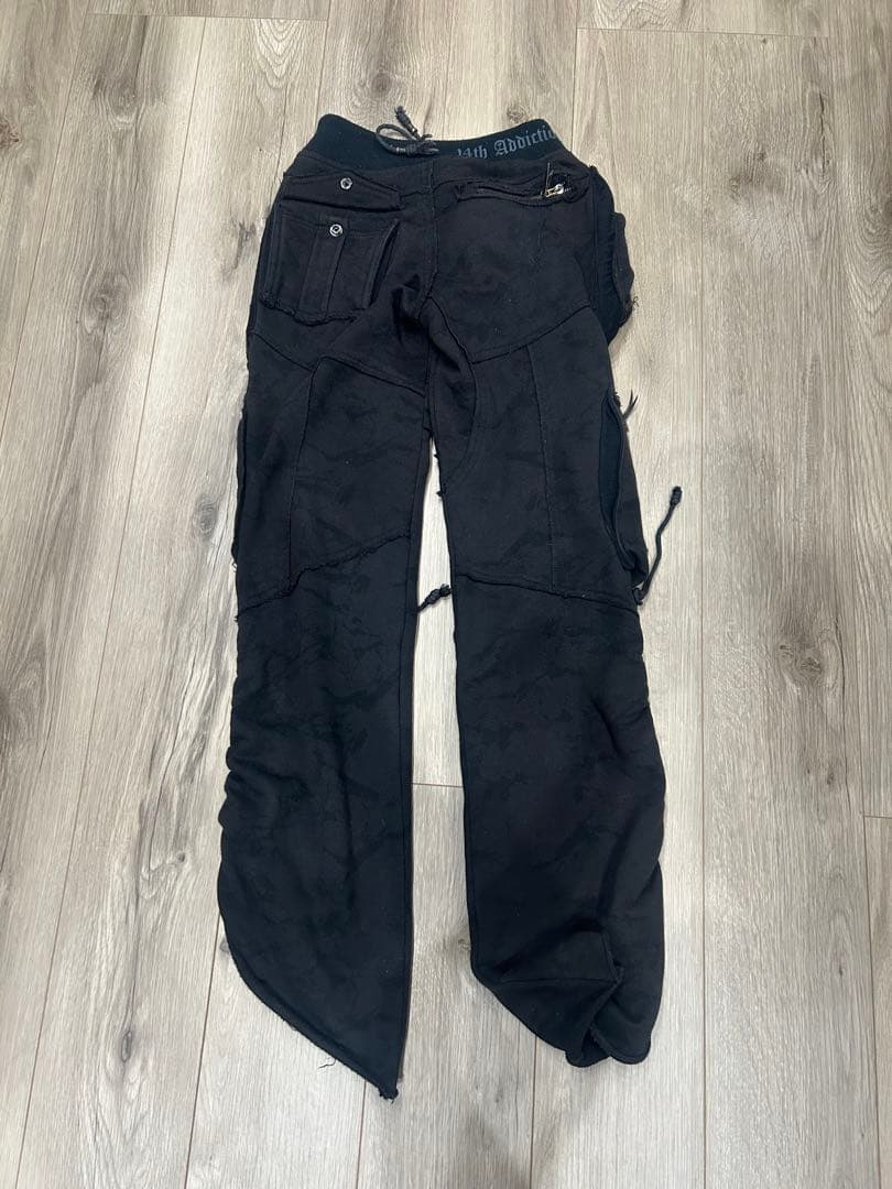 14th addiction スウェットパンツ