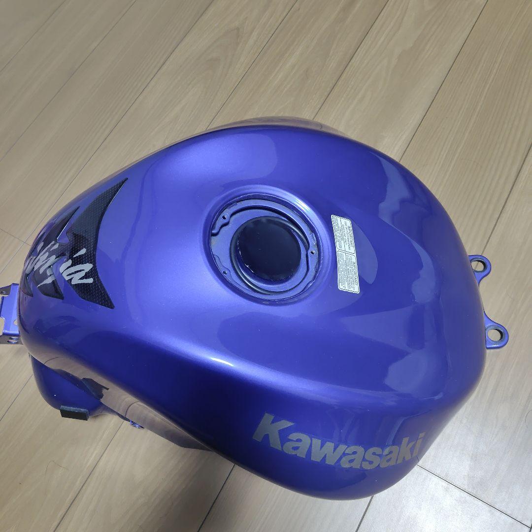 Kawasaki ZX10R C型　燃料タンク