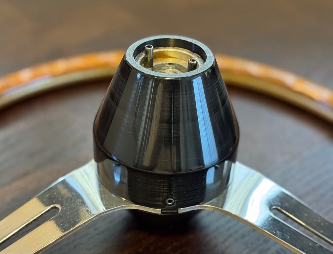 イギリス製当時物ステアリング中古品 momoボス48スプラインローバーミニbmc