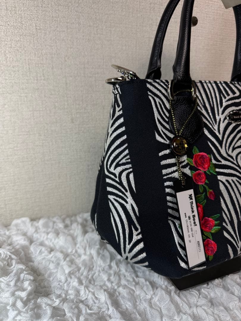 Think Bee! 2wayバッグ ジャカード ゼブラ柄 バラ刺繍 レザー 黒