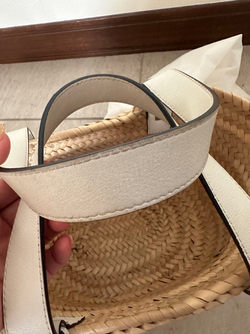 LOEWE かごバッグ ベージュ ホワイト
