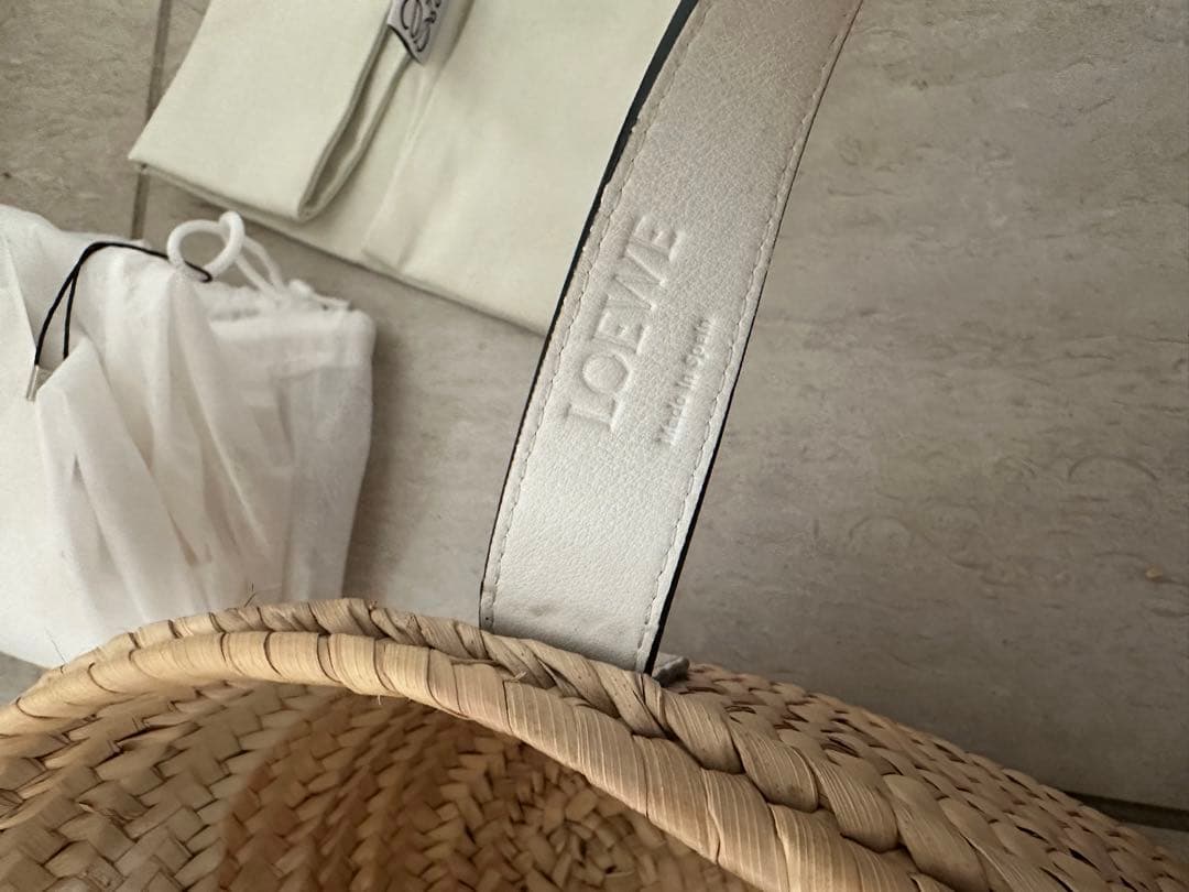 LOEWE かごバッグ ベージュ ホワイト
