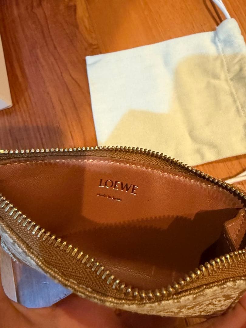 ロエベ LOEWE カードケース　財布　ケース