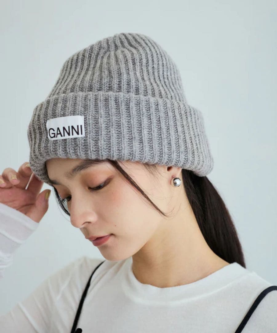 新品 【GANNI (ガニー)】ニット帽