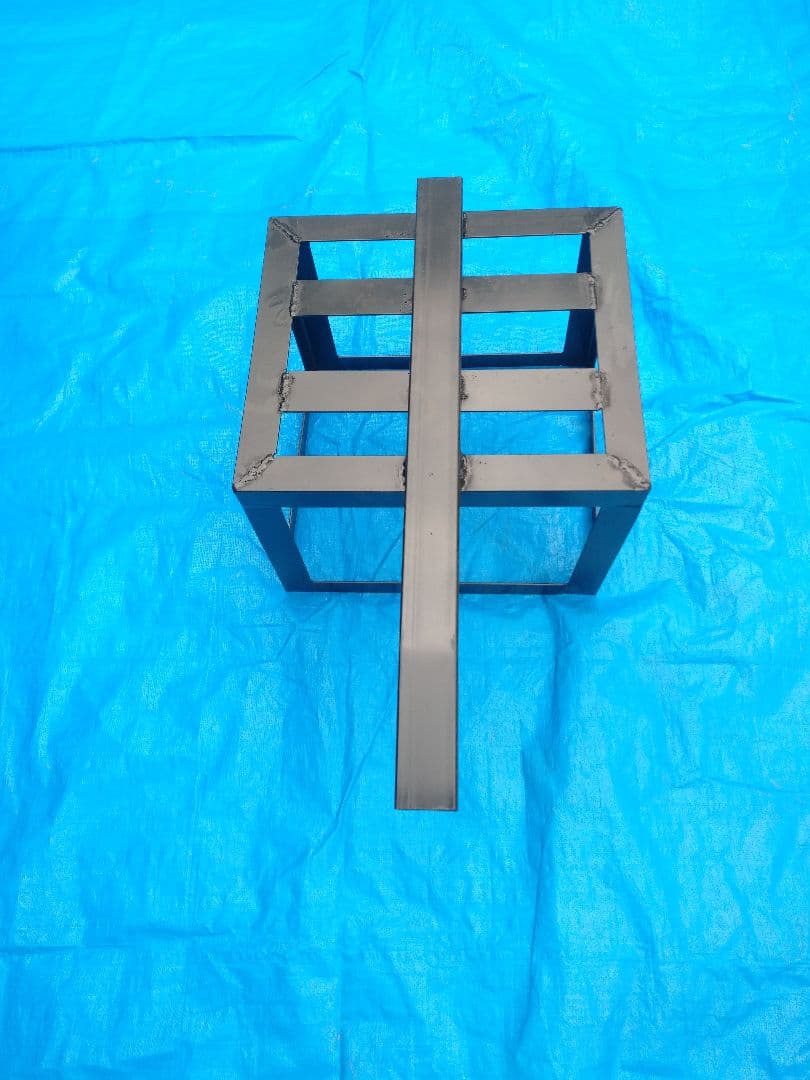 ヒッチメンバー用！灯油缶ラック・キャリア！ポリタンク