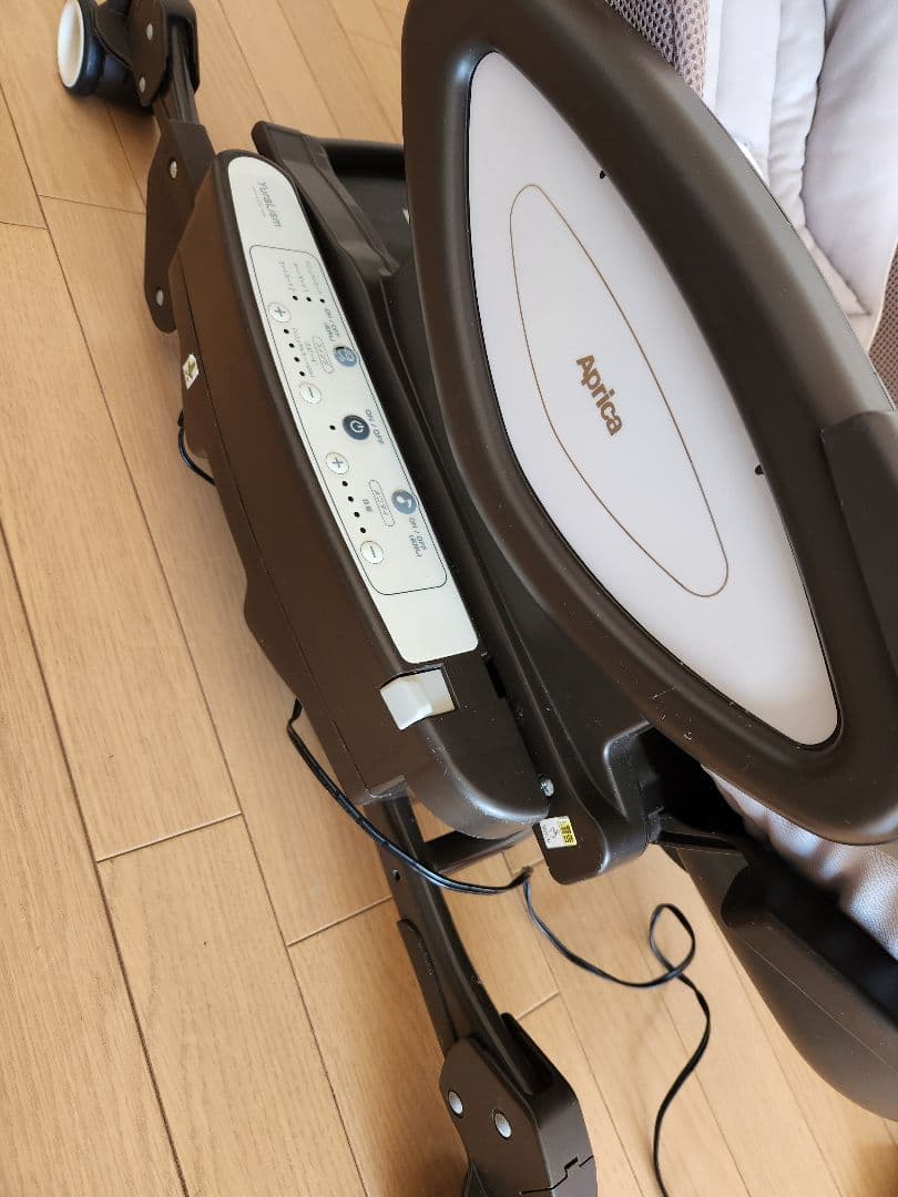 Aprica ユラリズムオート