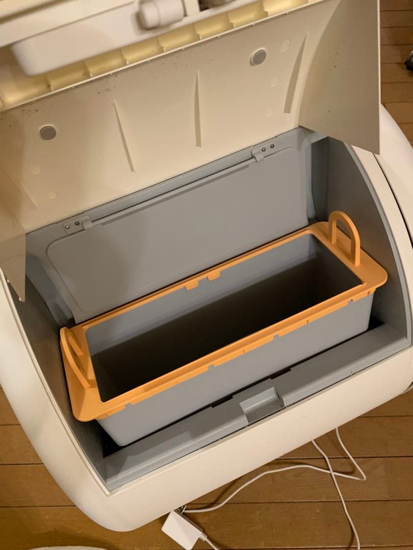 タイムセール中　中古ネコ　全自動スマートトイレ