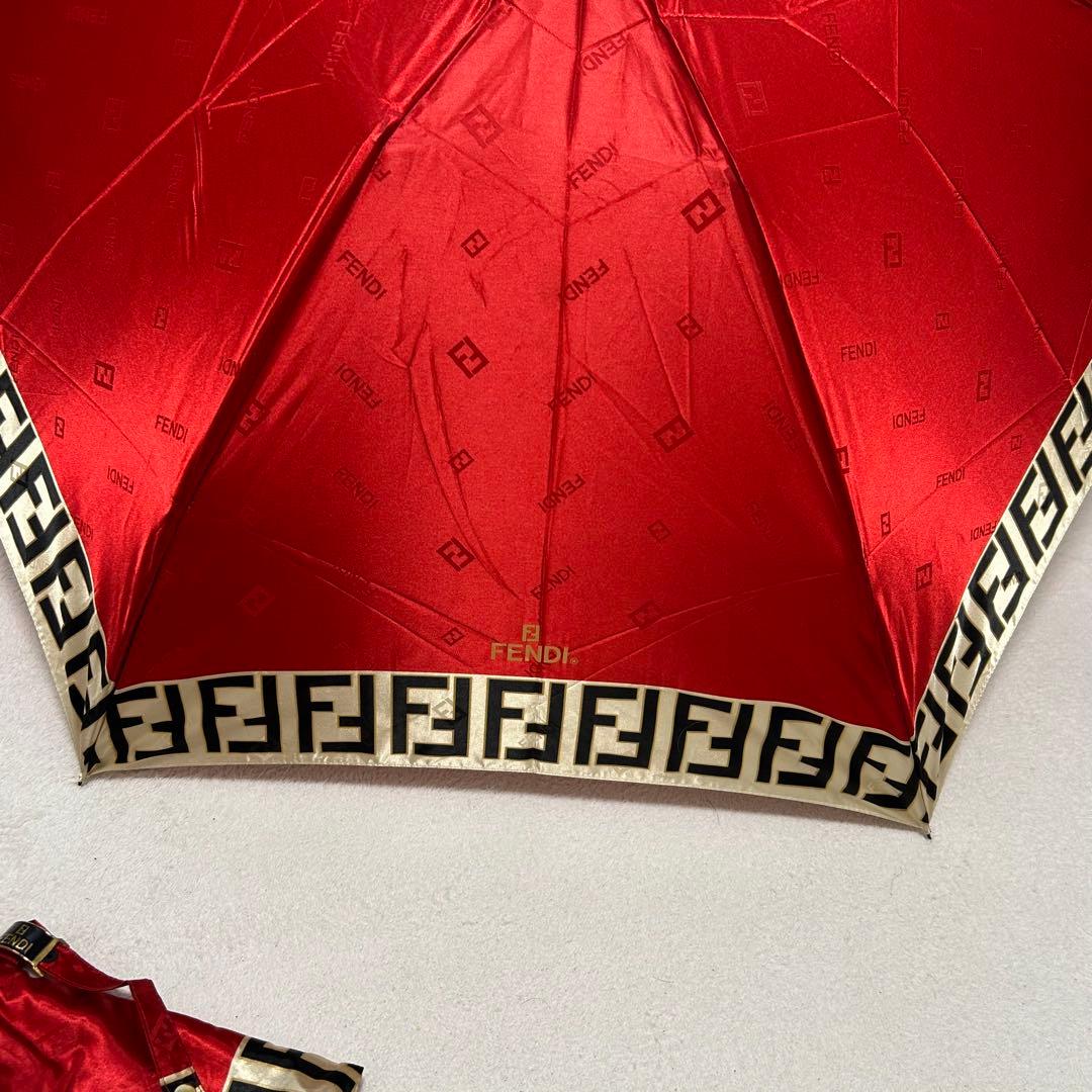 FENDI フェンディ ロゴ入り 折りたたみ傘 レッド 赤 ズッカ柄