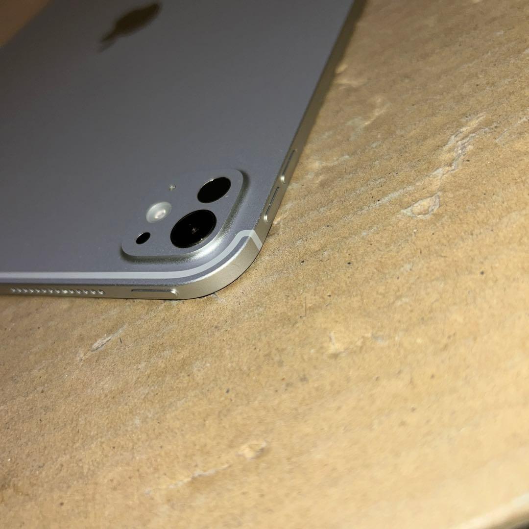 iPad Pro M4 13インチWIFI シルバー　2TB