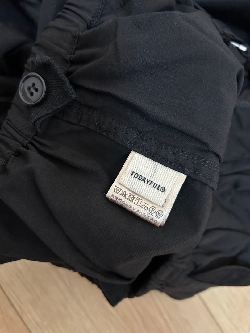 美品トゥデイフルボーイフレンドナイロンパンツ36黒　 emmiビームスボーイ