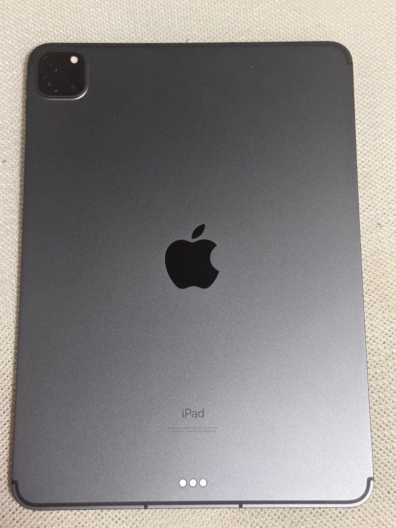 iPad Pro 11インチ 第3世代 M1チップ スペースグレー