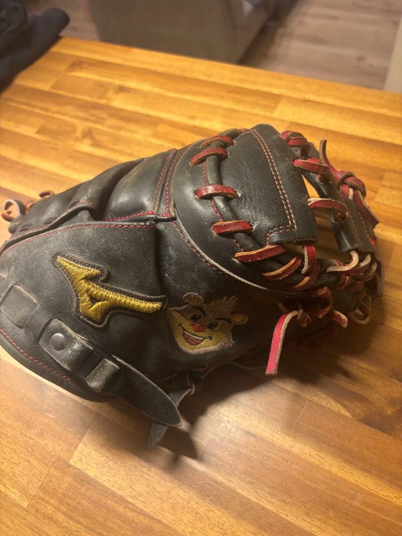 ミズノ 硬式グローブ 黒/赤