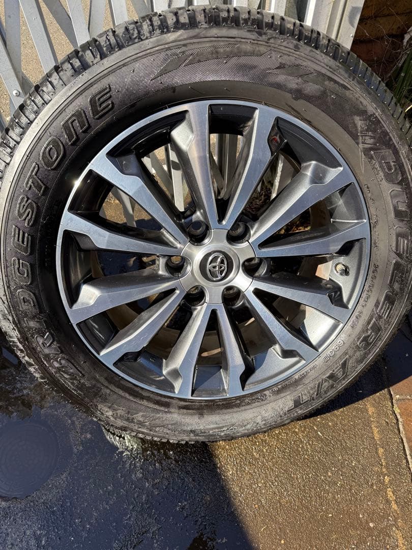 送料込みプラド150後期　純正19インチホイール4本セット