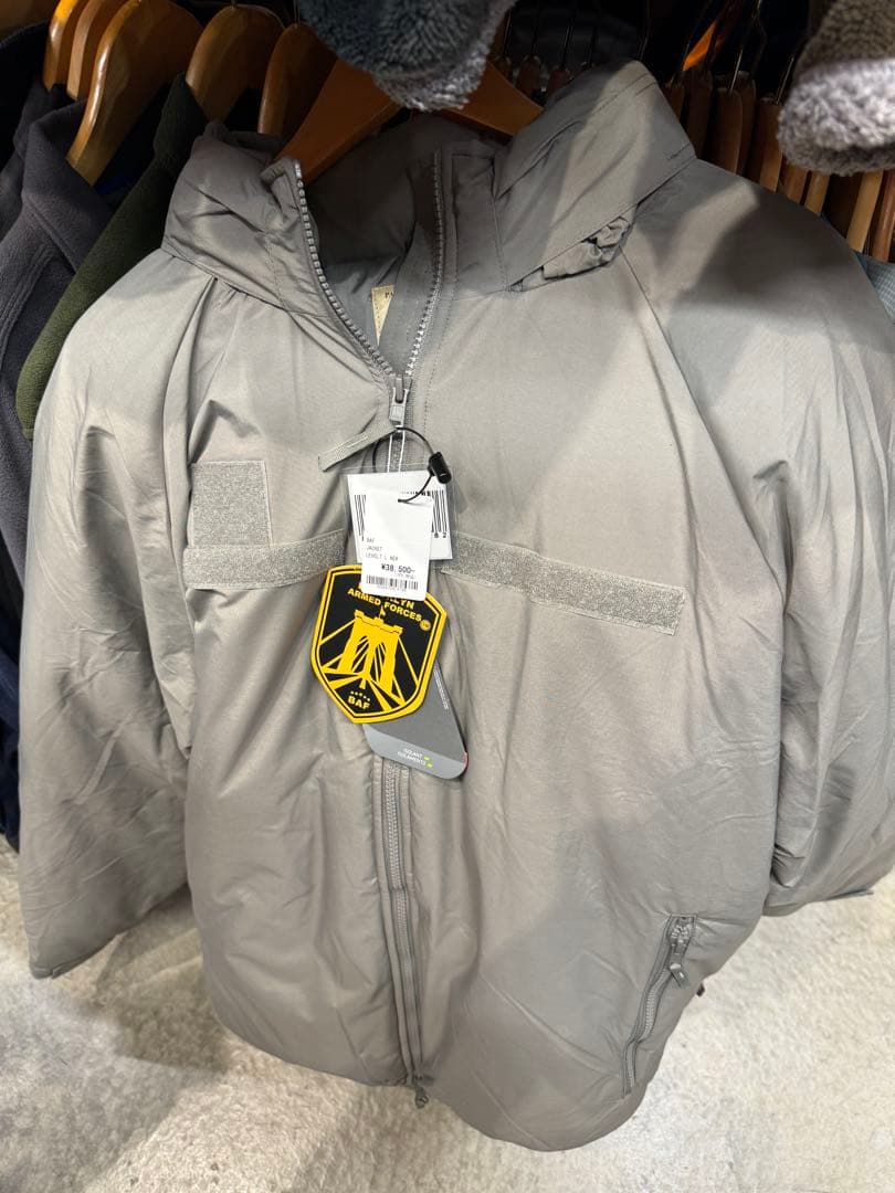 ECWCS level 7 米軍の正式支給品