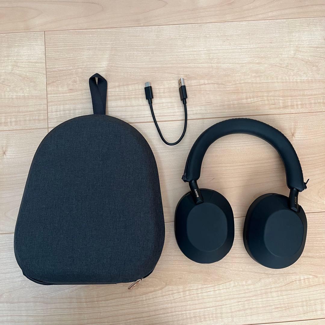 Sony WH-1000XM5ワイヤレスヘッドホン　黒　ケース付き