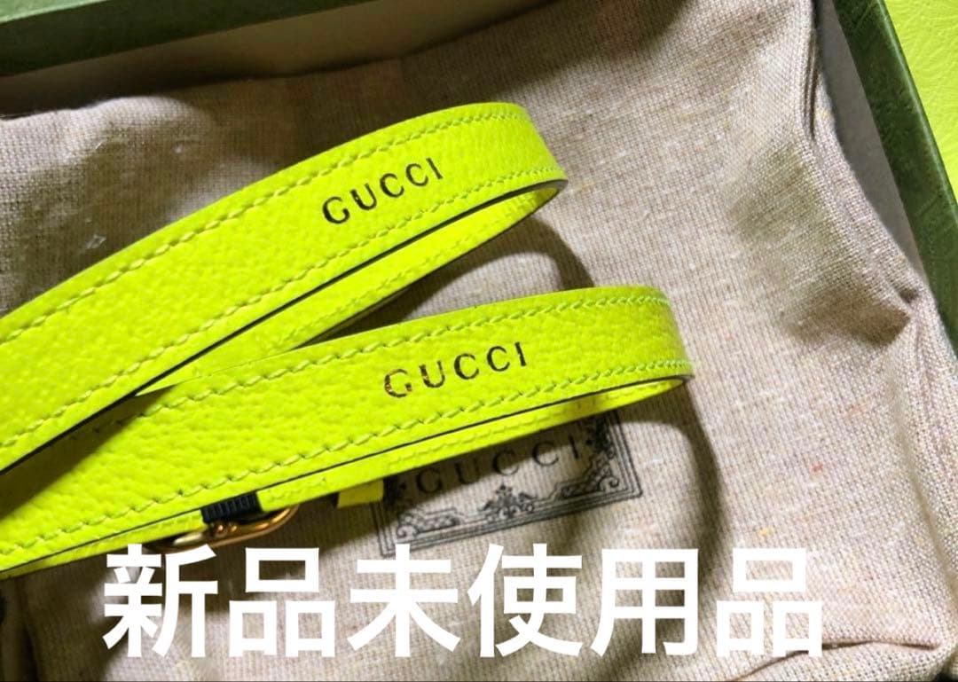 【新品未使用】グッチ ミディアムハンドルシェイパー